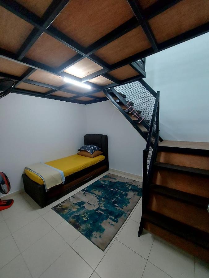 M2H Homestay Kuantan Ngoại thất bức ảnh