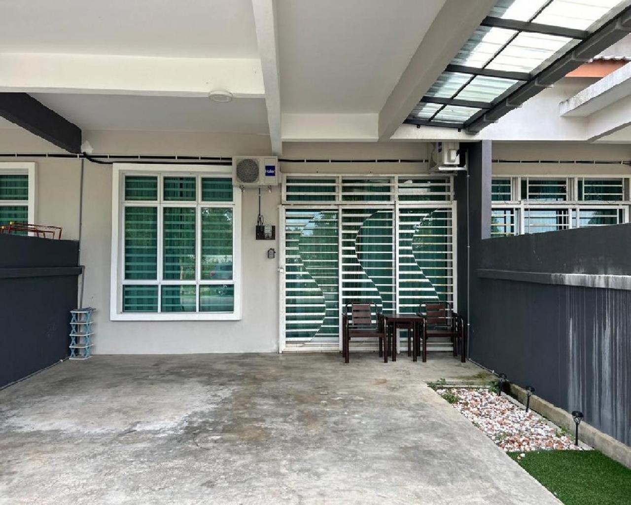 M2H Homestay Kuantan Ngoại thất bức ảnh